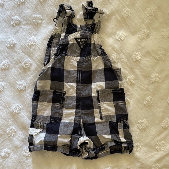 Oshkosh overalls checkered short blue and white. - Picture 2 of 6